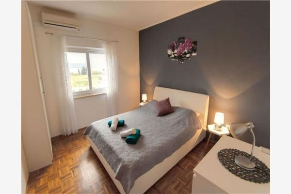 Apartment A2, for 5 persons