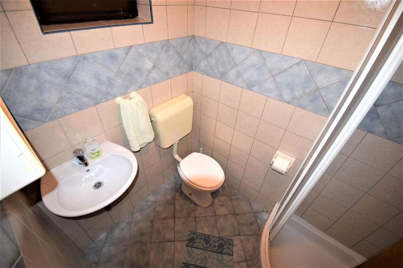 Apartment A1, for 5 persons