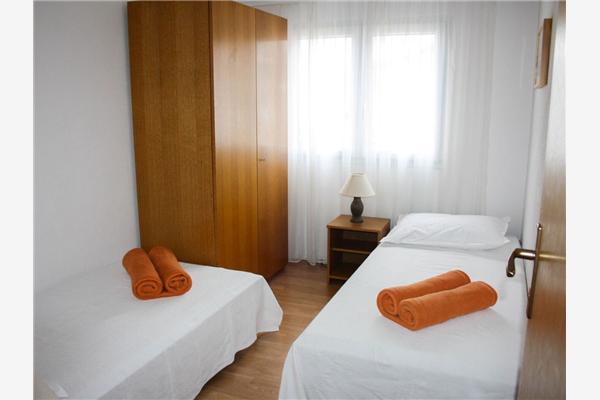 Apartment A2, for 4 persons