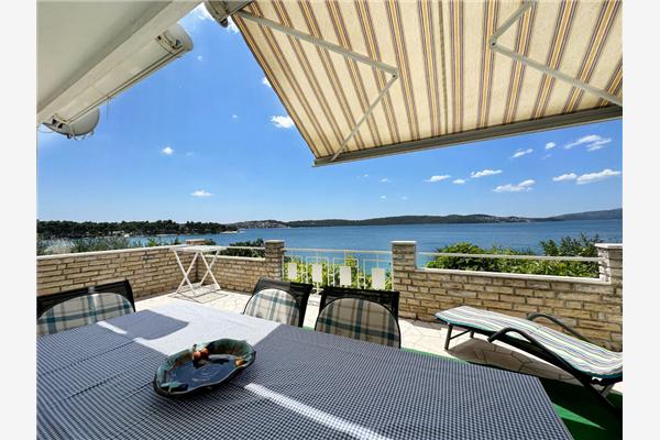 Apartment A1, for 6 persons