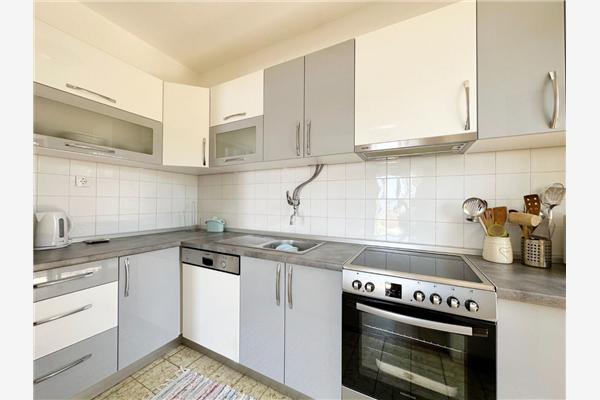 Apartment A1, for 6 persons