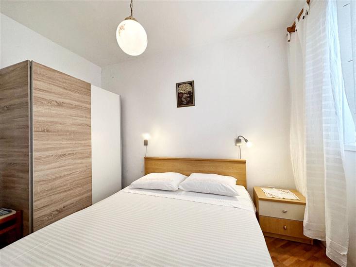 Apartment A1, for 6 persons