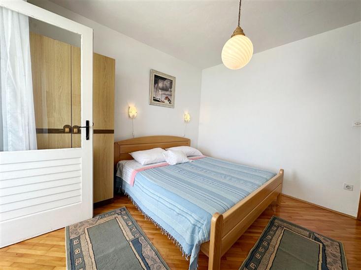 Apartment A1, for 6 persons