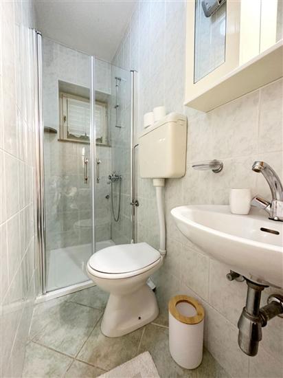 Apartment A1, for 6 persons