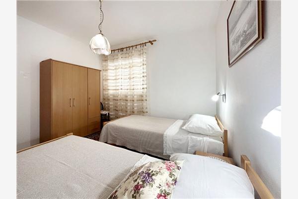 Apartment A2, for 4 persons