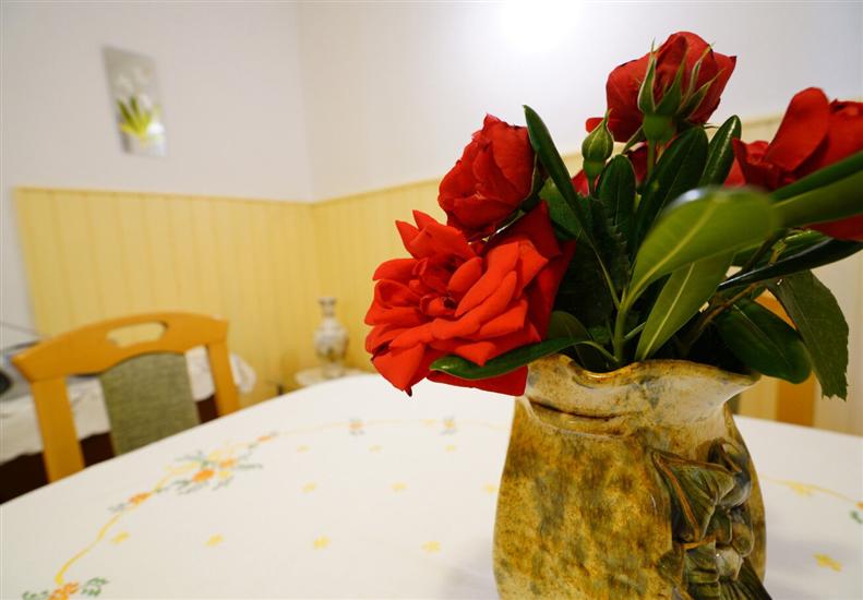 Apartment A1, for 5 persons
