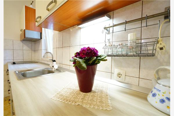 Apartment A1, for 5 persons