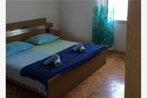 Apartment A1, for 7 persons