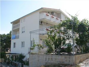 Appartement Split et la riviera de Trogir,RéservezMaraDe 64 €