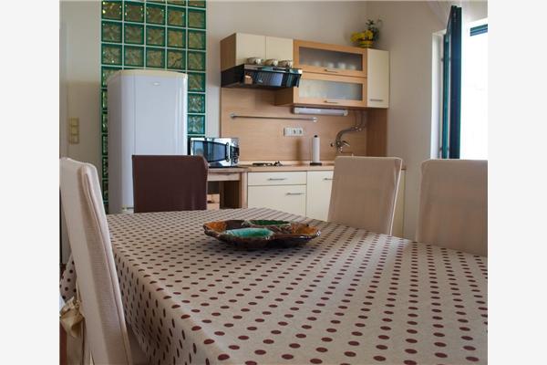 Apartment A1, for 4 persons