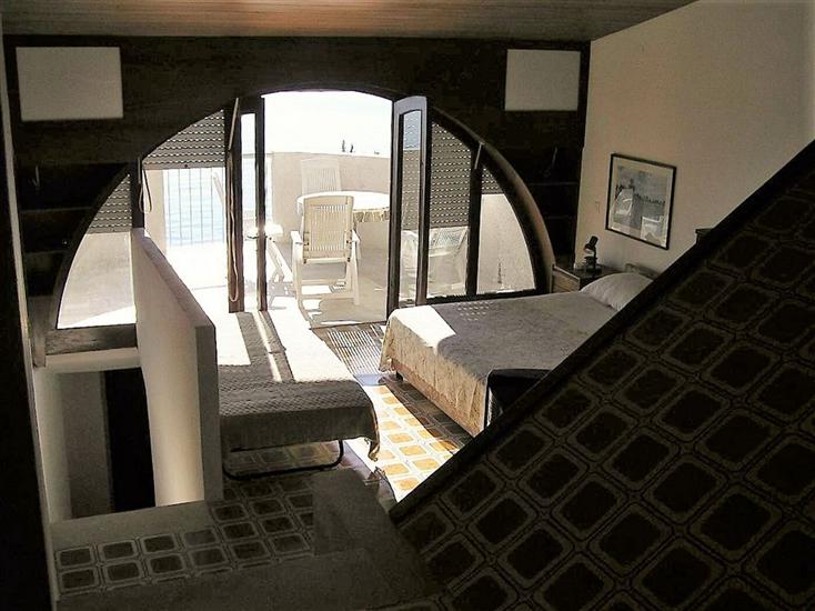 Apartment A2, for 5 persons