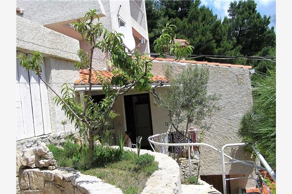 Apartment A4, for 5 persons