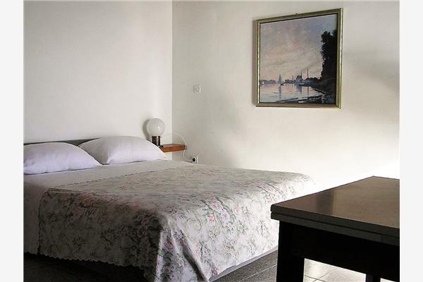 Apartment A4, for 5 persons