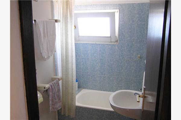 Apartment A4, for 5 persons