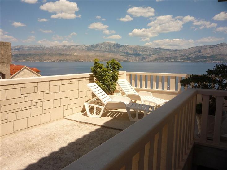 Apartment A1, for 5 persons