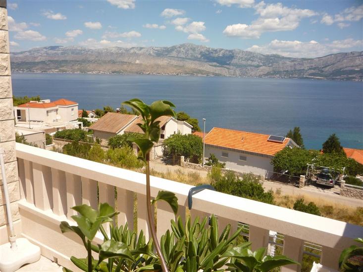 Apartment A1, for 5 persons