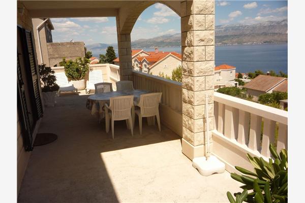 Apartment A1, for 5 persons