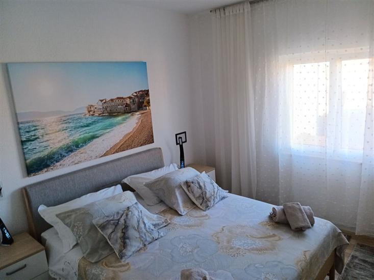 Apartment A1, for 6 persons