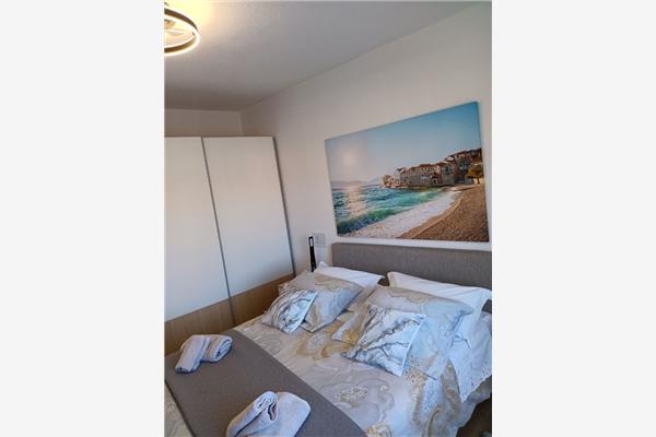 Apartment A1, for 6 persons