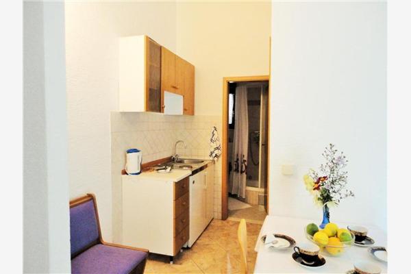 Apartment A2, for 3 persons