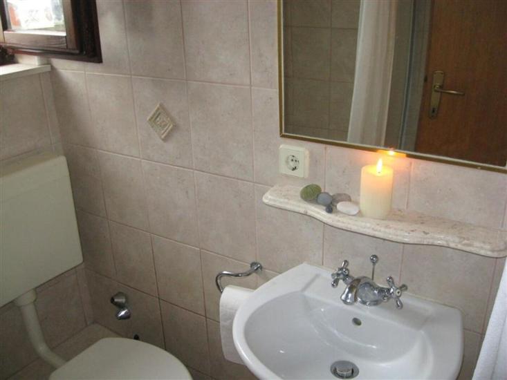 Apartment A2, for 3 persons