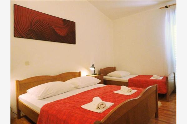 Apartment A3, for 5 persons