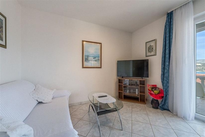 Apartment A2, for 5 persons