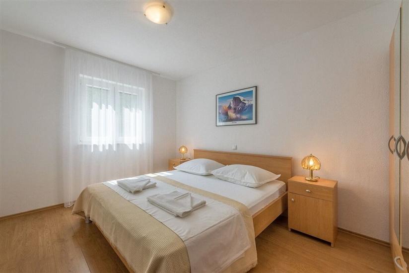 Apartment A2, for 5 persons