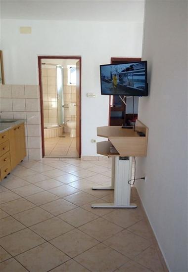 Apartment A2, for 5 persons