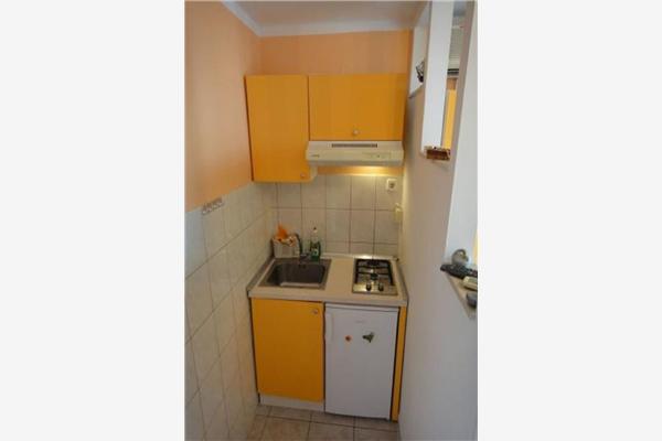 Apartment A2, for 3 persons