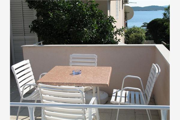 Apartment A4, for 3 persons