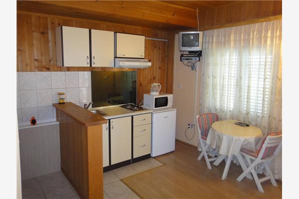 Apartment A4, for 3 persons