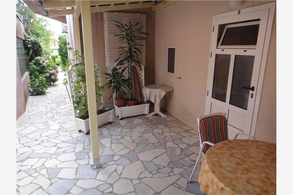 Apartment A5, for 2 persons