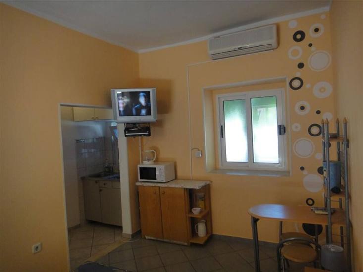 Apartment A5, for 2 persons