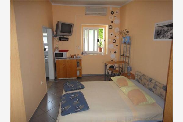 Apartment A5, for 2 persons