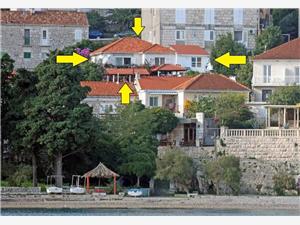 Apartment Vedro Korcula - island Korcula, Size 40.00 m2, Airline distance to the sea 50 m, Airline distance to town centre 300 m