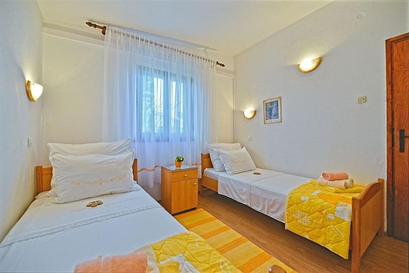 House K1, for 5 persons