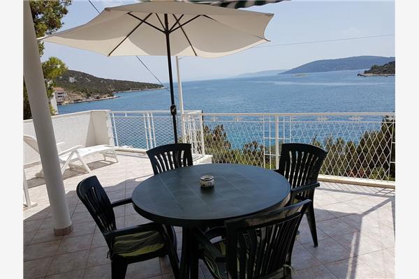 Apartment A1, for 4 persons