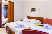 Room S5, for 2 persons