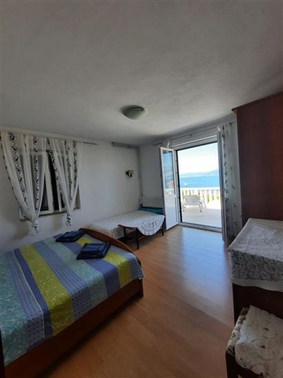 Apartment A1, for 3 persons