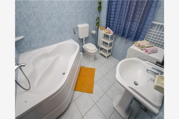 Apartment A1, for 3 persons