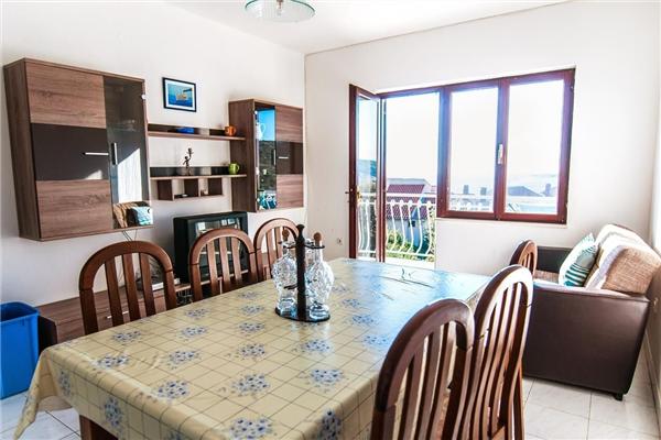 Apartment A1, for 6 persons