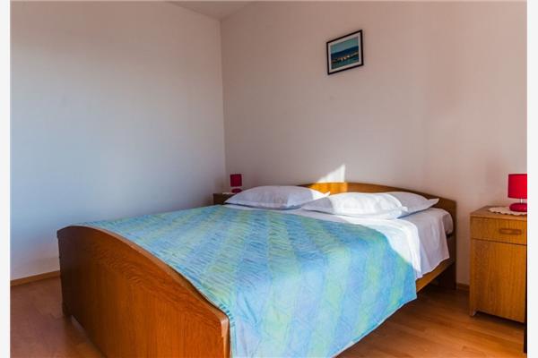 Apartment A1, for 6 persons