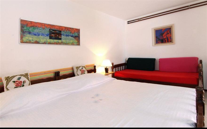 Apartment A5, for 5 persons