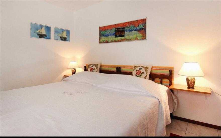 Apartment A5, for 5 persons