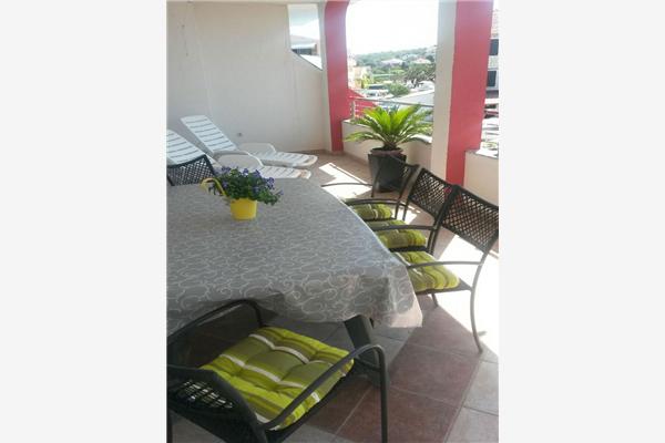 Apartment A5, for 8 persons