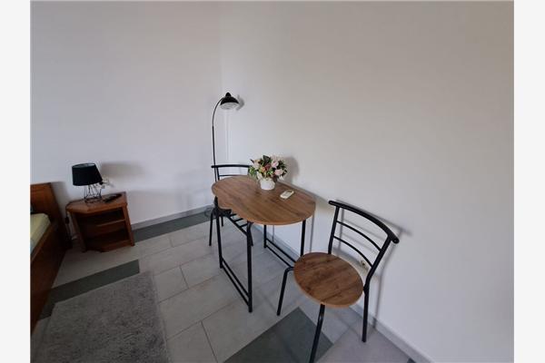 Room S2, for 2 persons