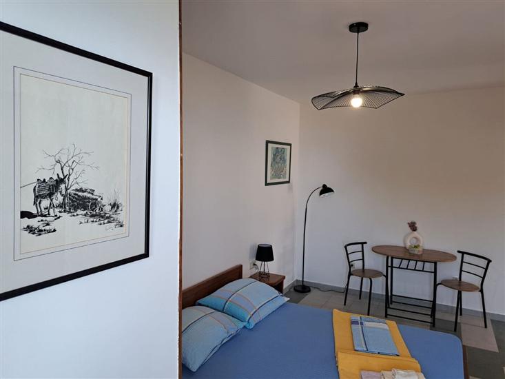 Room S2, for 2 persons