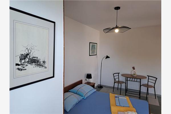 Room S2, for 2 persons