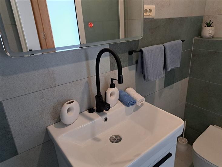 Room S2, for 2 persons